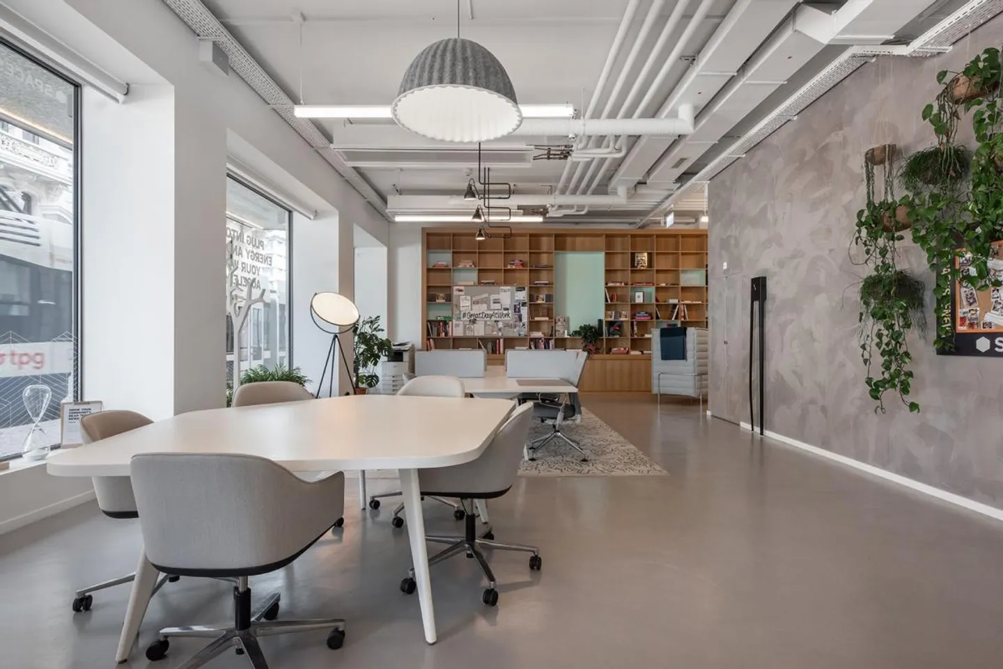 Un ufficio di coworking aperto dal design straordinario per 10 persone presso Spaces Quai de l'Ile - Foto 5 di 6