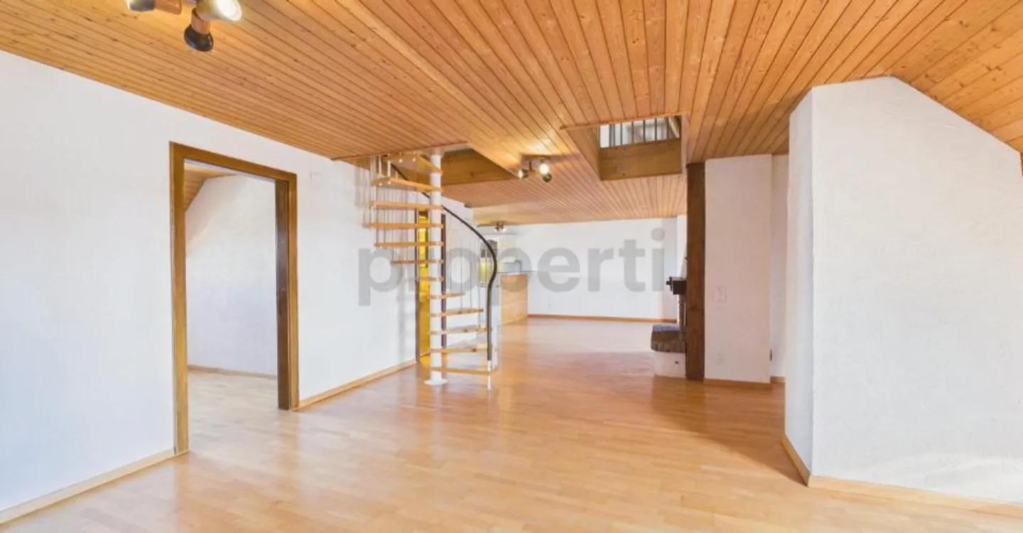 Incantevole appartamento maisonette nella storica città vecchia di Mellingen, incluso un posto auto - Foto 6 di 11
