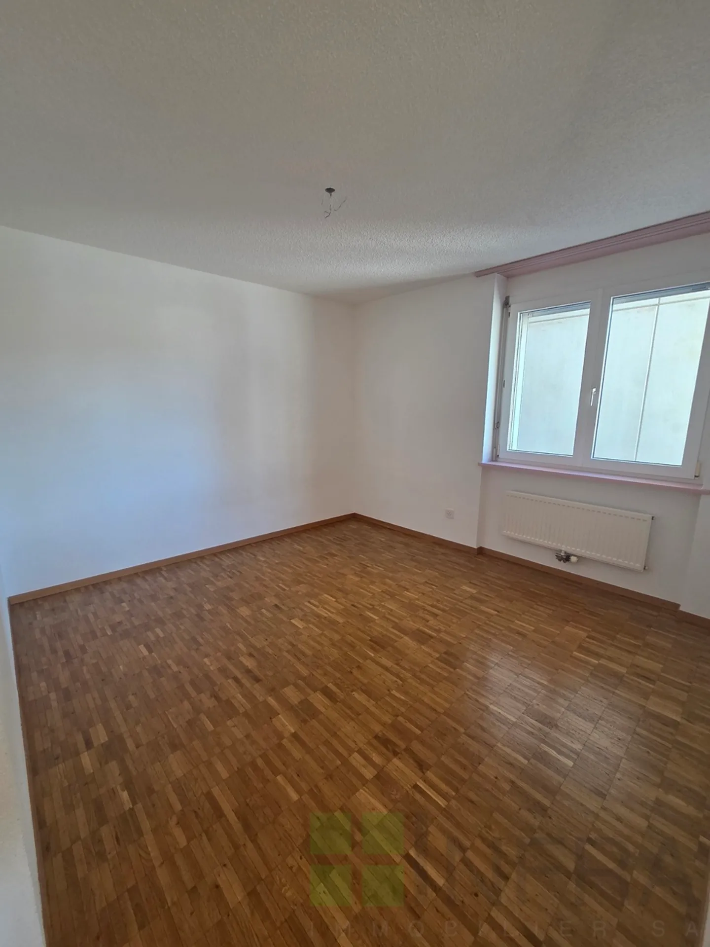 Appartamento di 4 stanze al 1° piano con ascensore - Foto 5 di 12