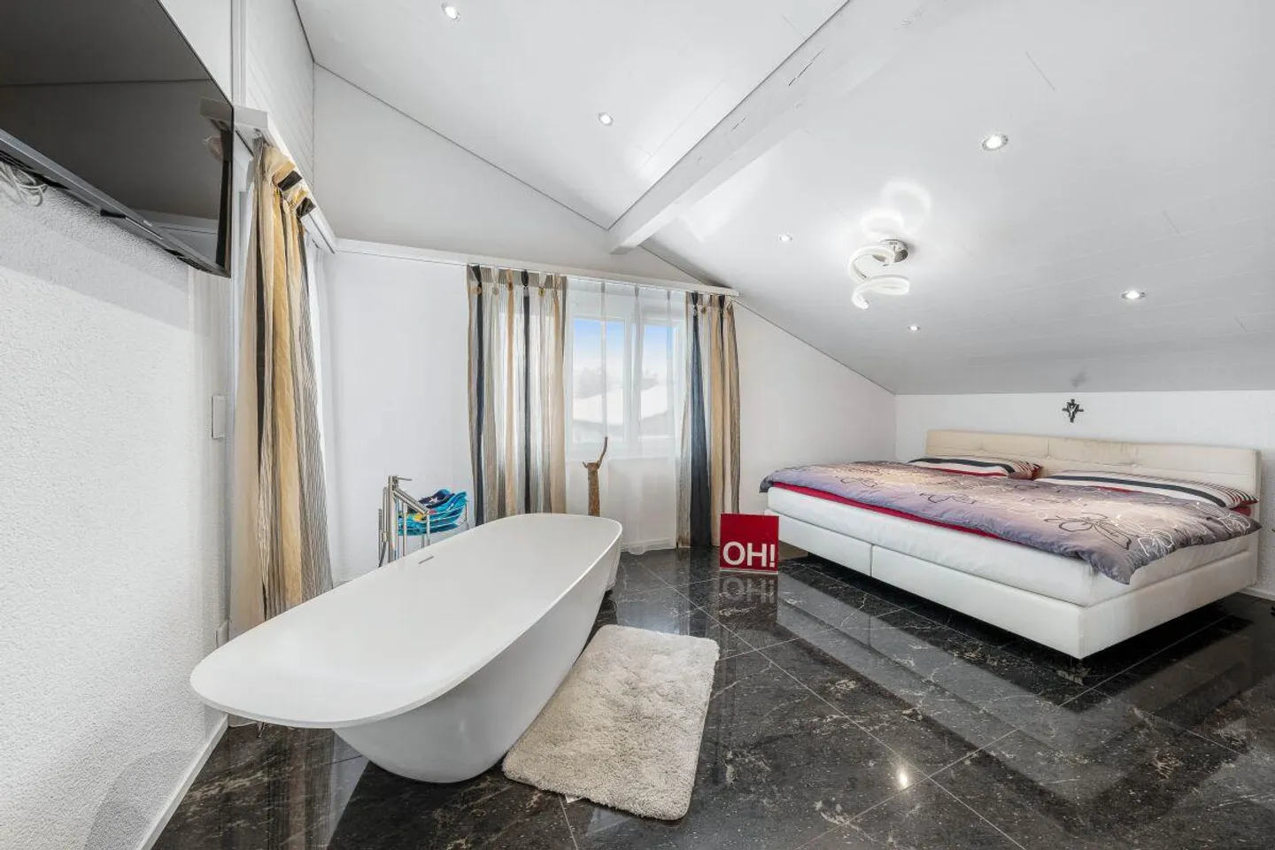 Modernes Einfamilienhaus mit Gewerbefläche - Foto 6 von 12