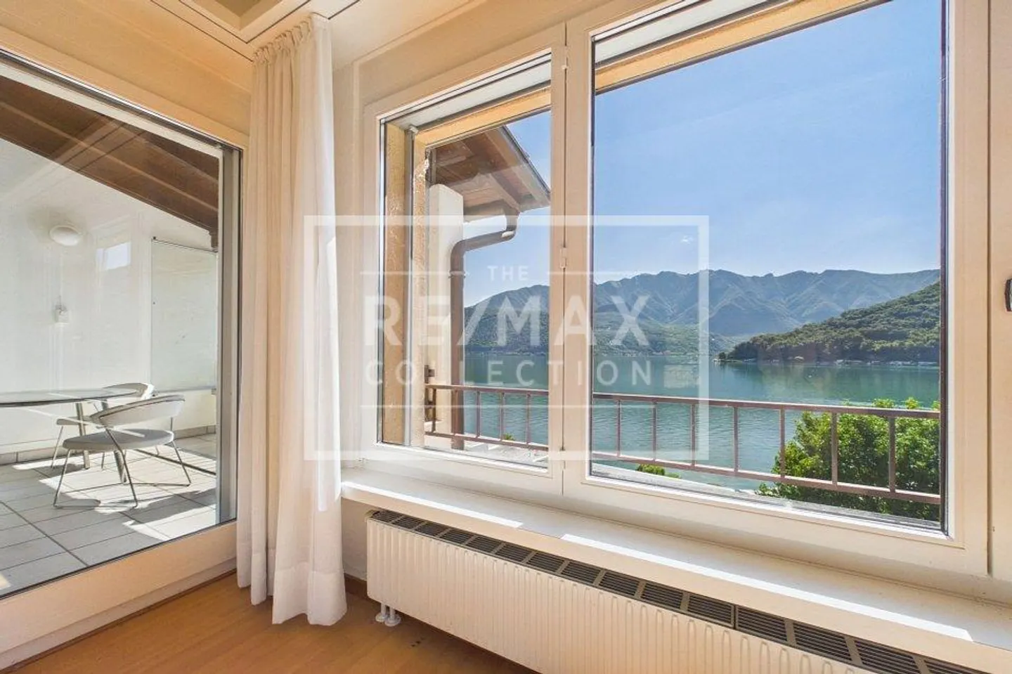 Vivere sul lago - in una residenza esclusiva con piscina - Foto 13 di 13