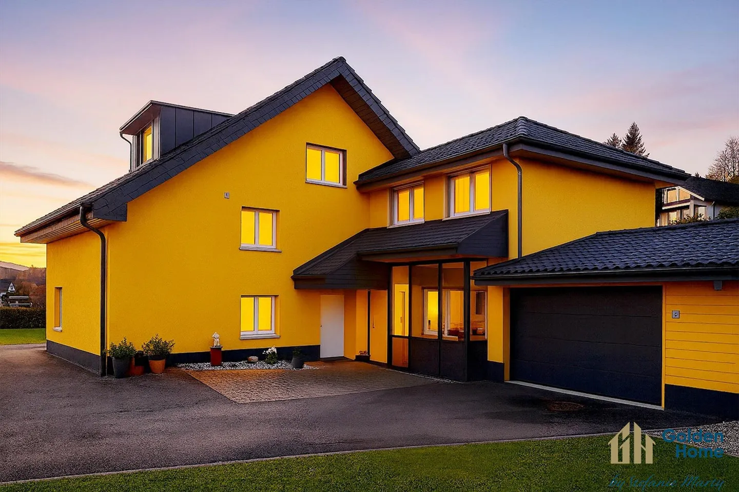 con 240 m2 di spazi commerciali aggiuntivi e 1407 m2 di terreno - Foto 2 di 13