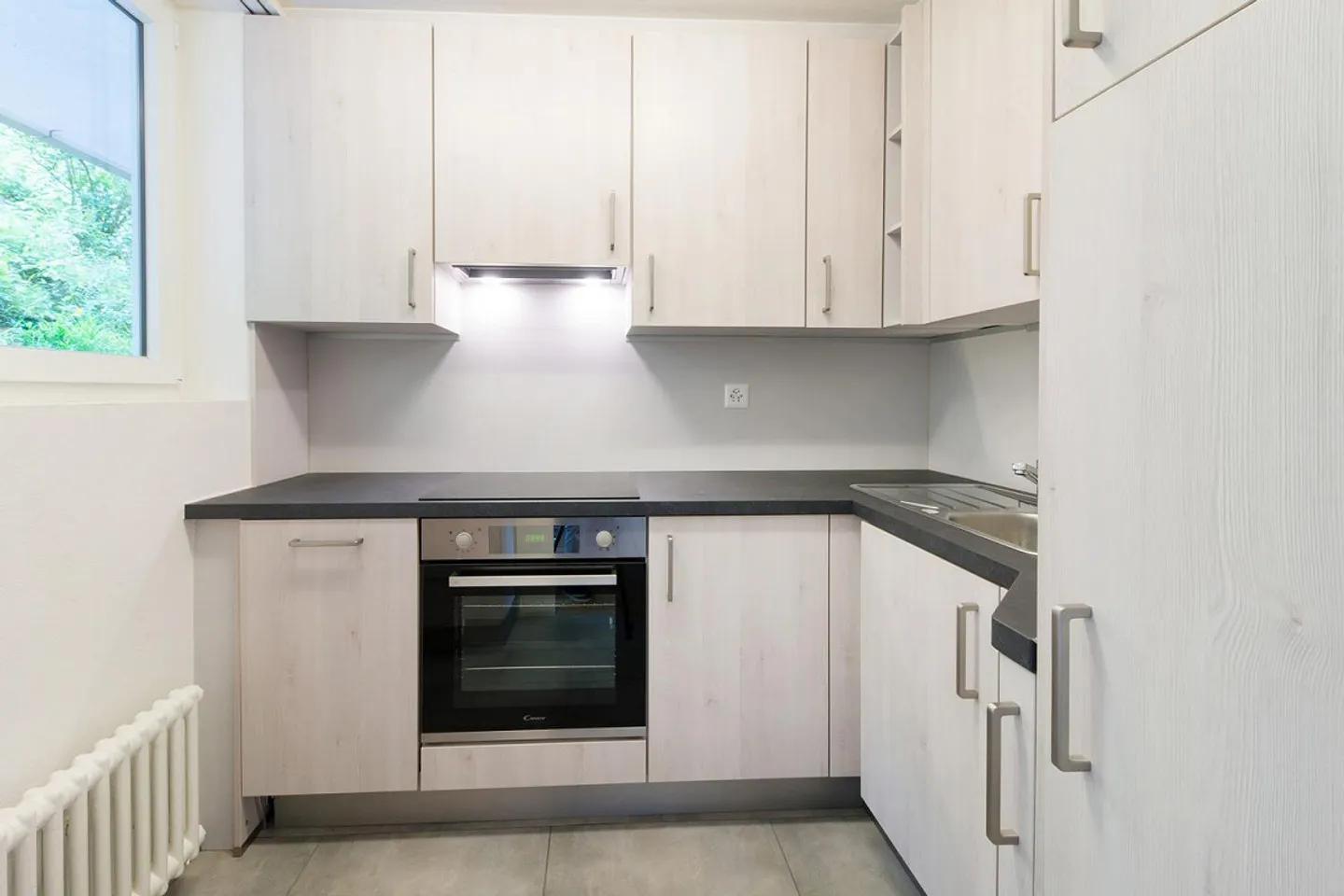 Beautiful quiet residential area with great view - Photo 6 of 10