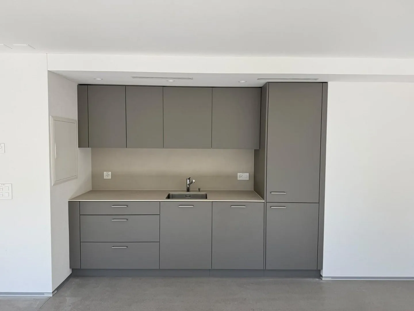 Modernes Büro an zentraler Lage in Opfikon zu vermieten! - Foto 4 di 7