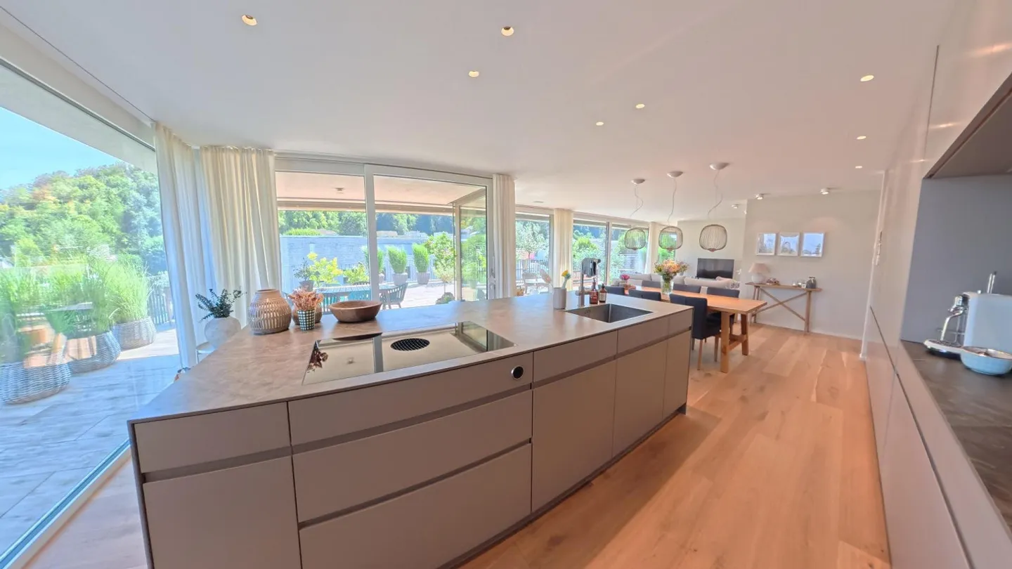Exclusive 5.5-room penthouse apartment with huge terrace - Photo 12 of 13