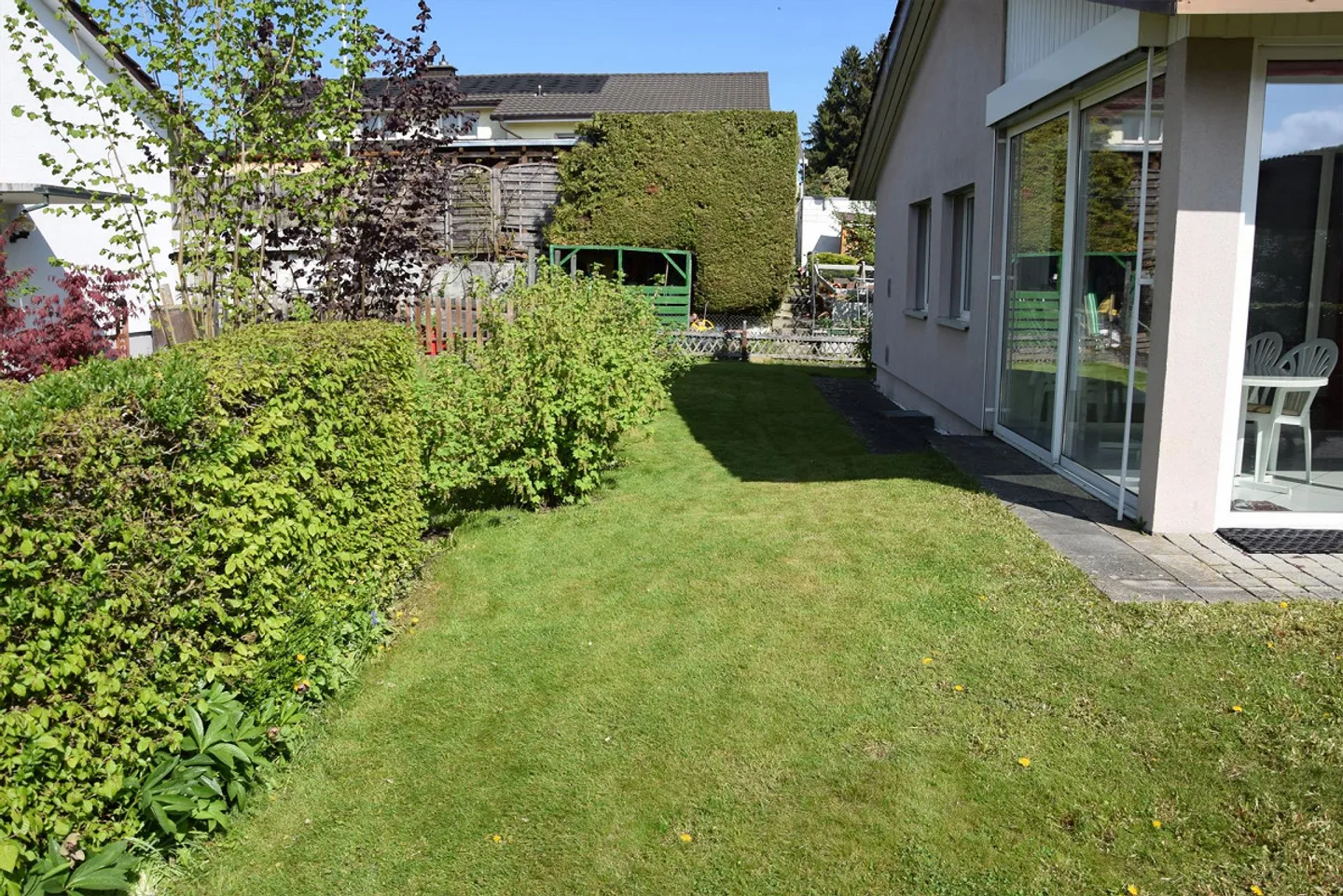 Casa unifamiliare con giardino d'inverno - Foto 5 di 20