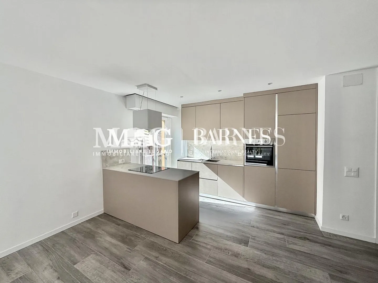 Appartamento moderno sul lago - Foto 4 di 8