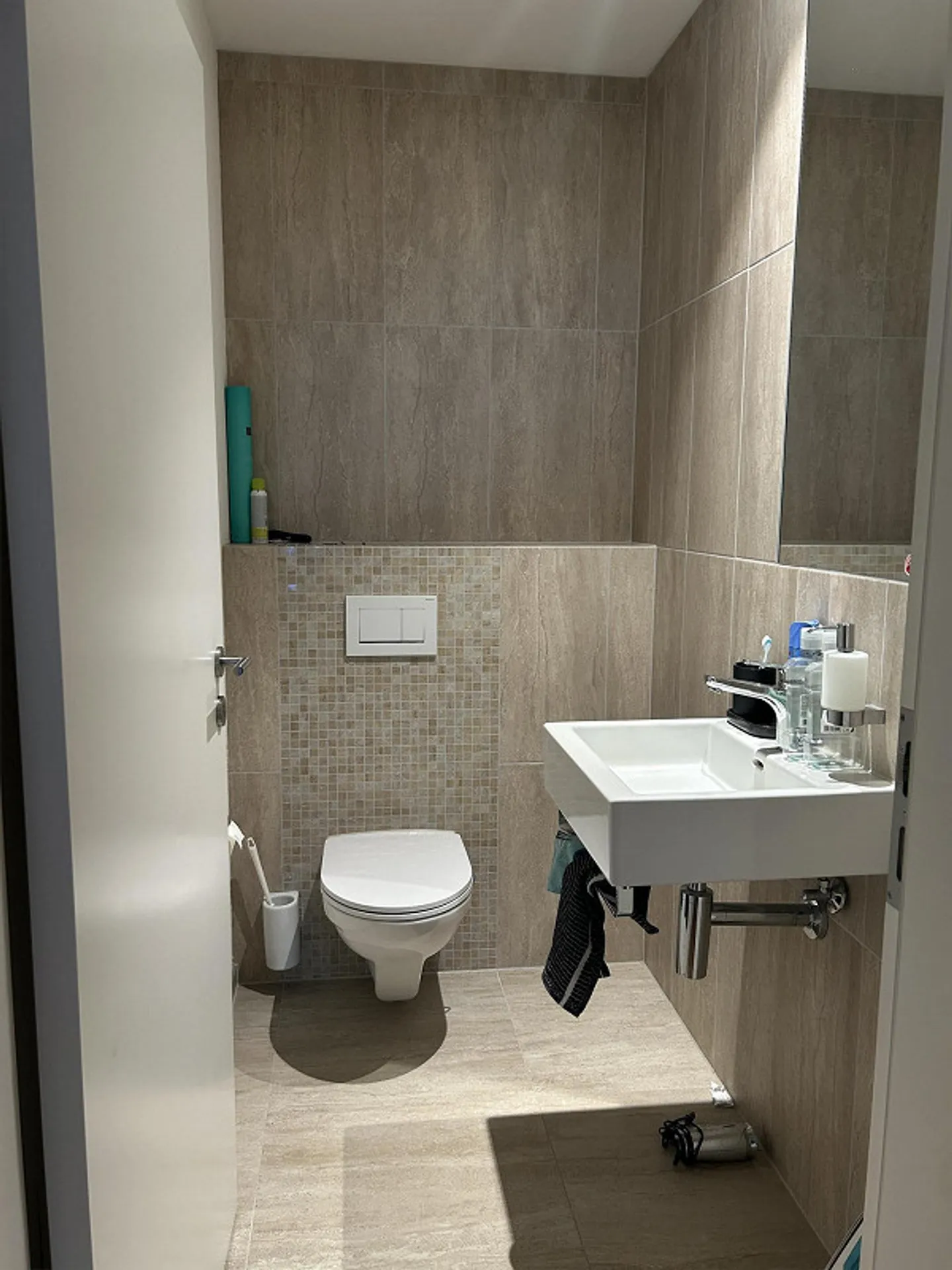 Looking for a new tenant for a 3.5 room apartment including 2 parking spaces - Photo 5 of 15