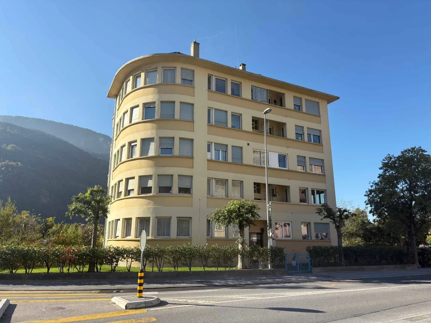 Appartement à rénover - Photo 1 sur 5