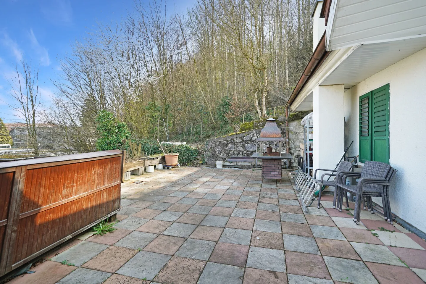 Bâtiment résidentiel et commercial attrayant avec un rendement de 5 % et un potentiel d'extension - Photo 11 sur 13