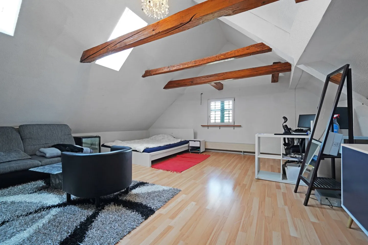 Bâtiment résidentiel et commercial attrayant avec un rendement de 5 % et un potentiel d'extension - Photo 12 sur 13