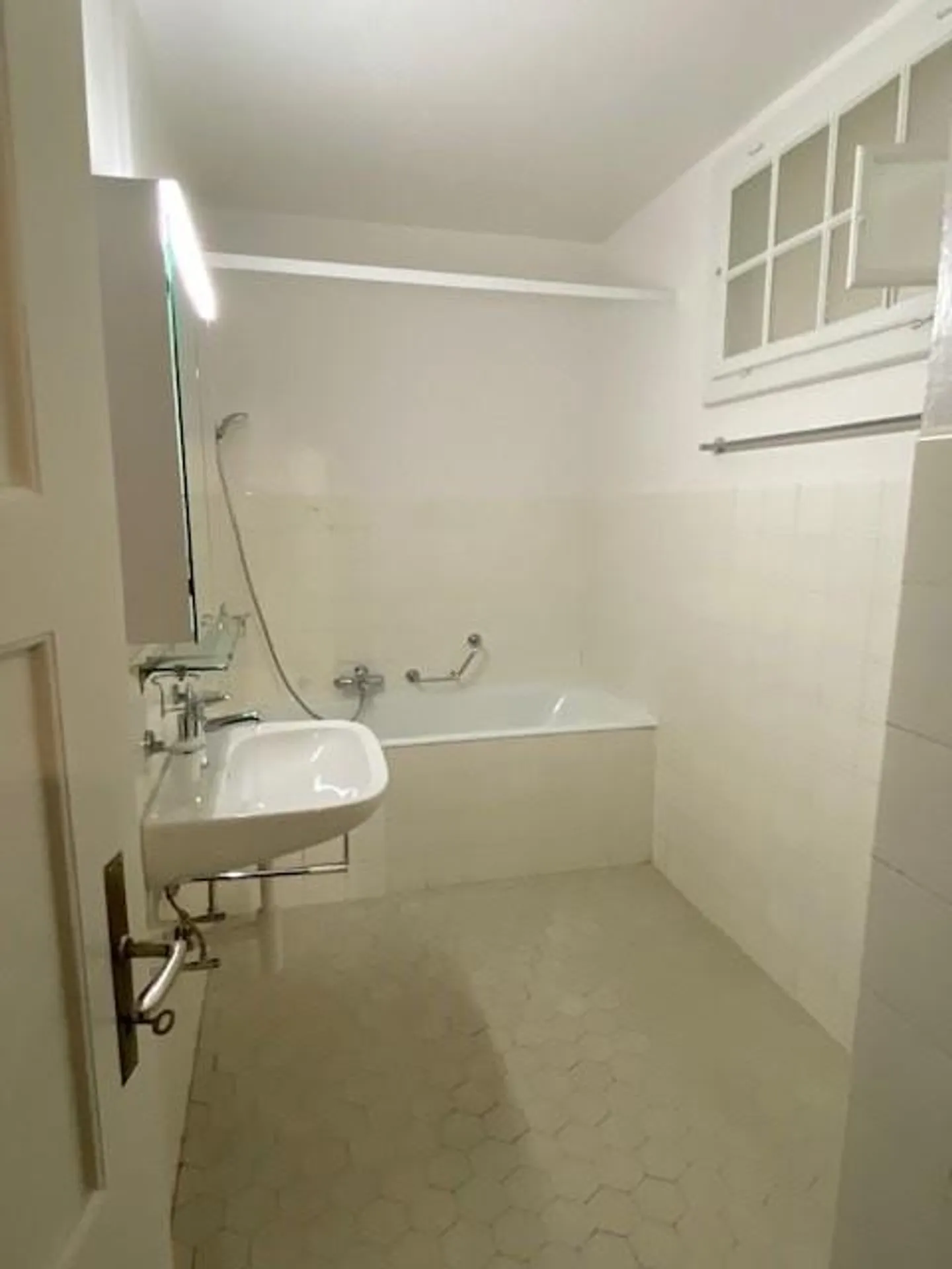 La tua nuova casa nel popolare quartiere di Länggass - Foto 5 di 7