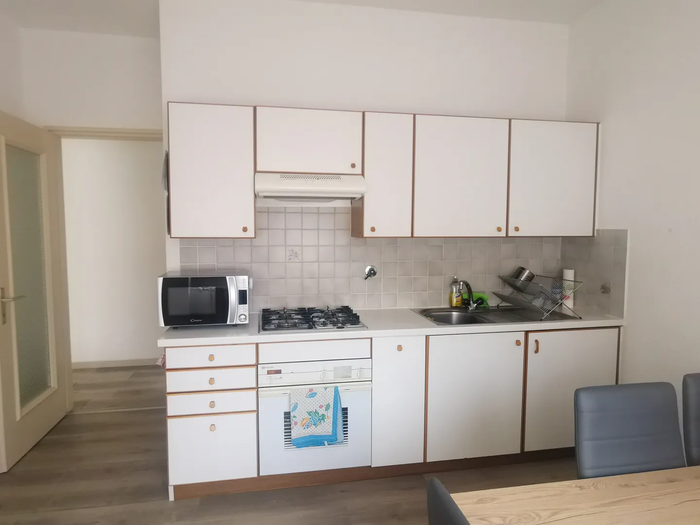 Apartment for rent - Photo 3 of 5