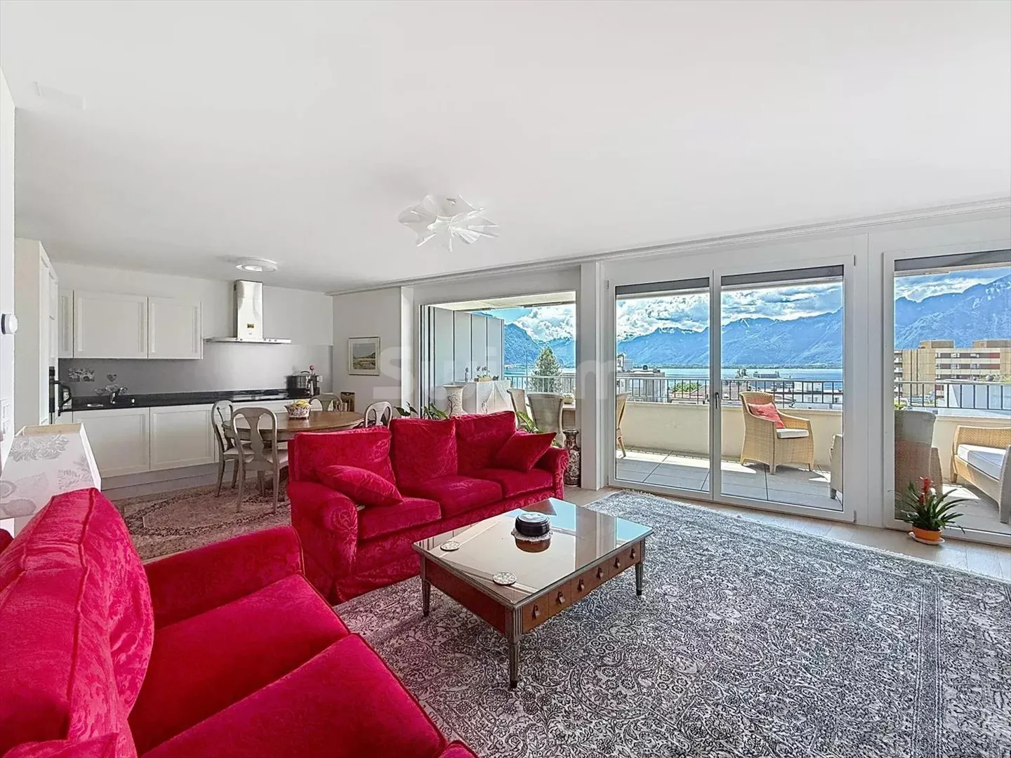 Moderna appartamento con vista mozzafiato a Montreux - Foto 2 di 10