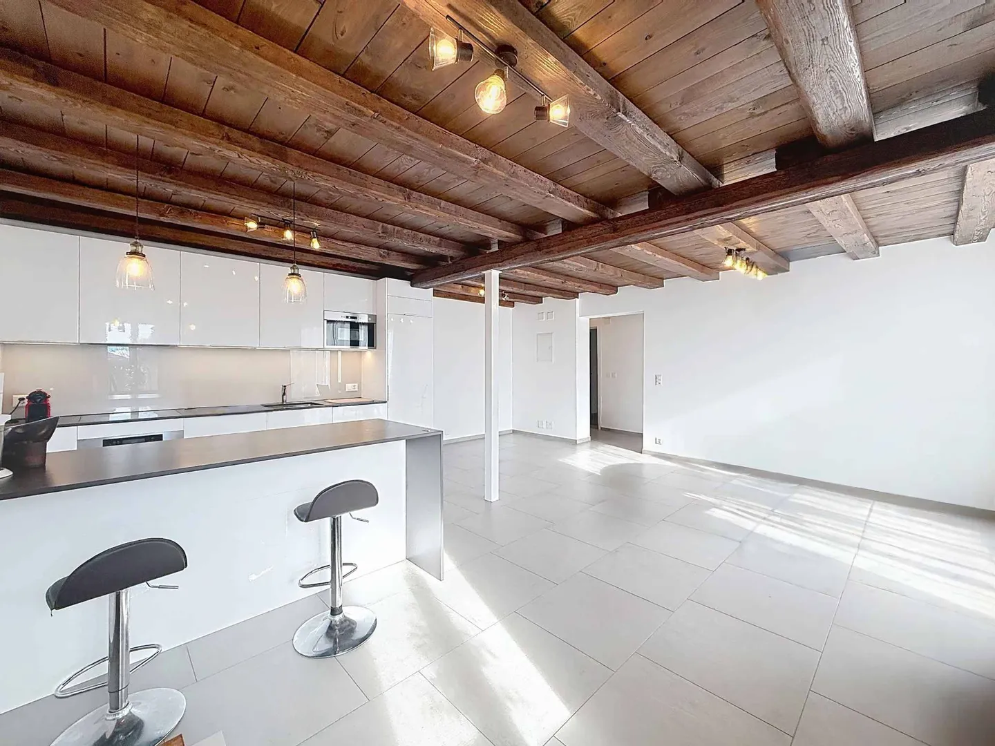 Affascinante Casa di Villaggio a Montricher - Foto 2 di 12