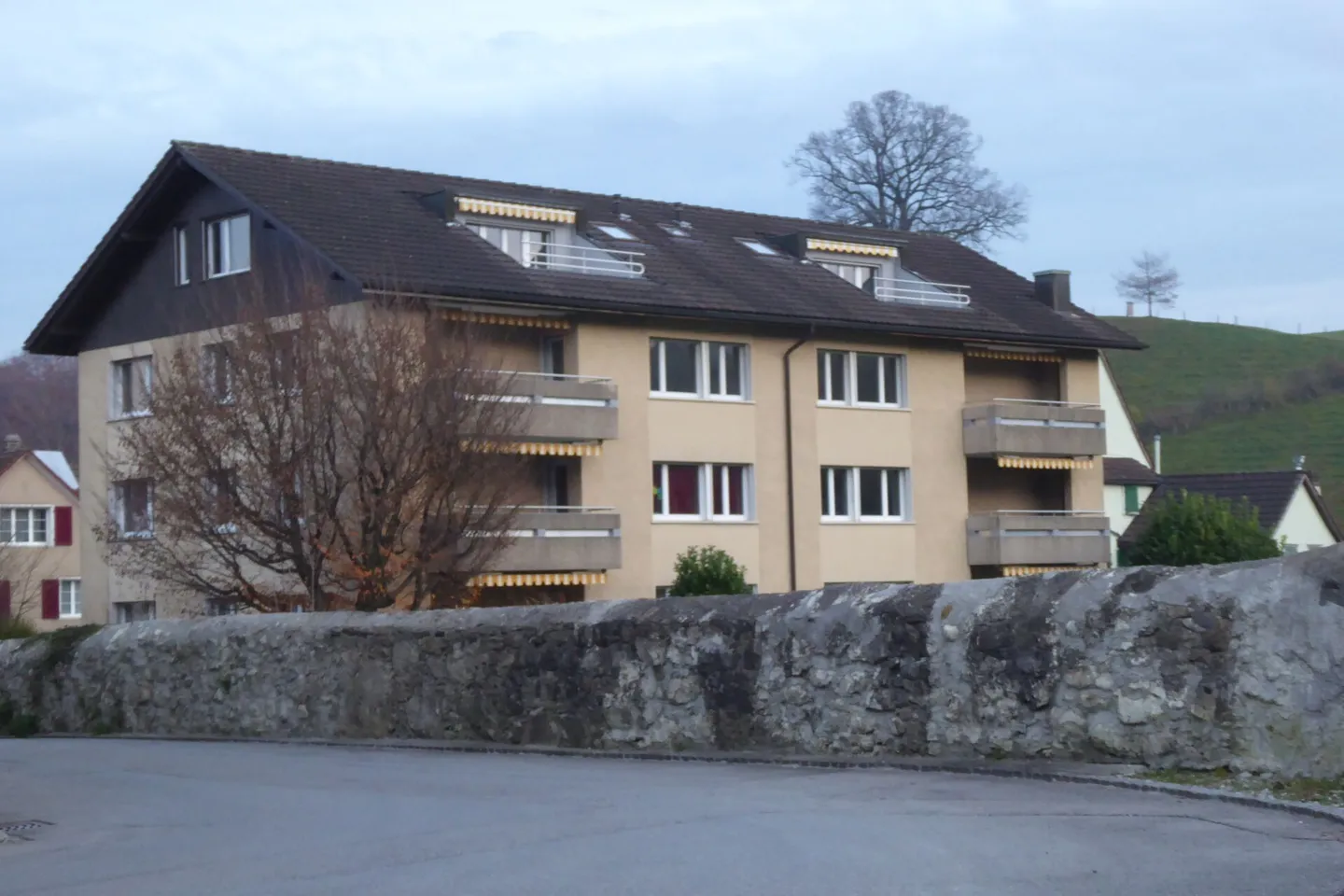 Affittiamo un appartamento 4½ locali quasi nuovo in una posizione bellissima e tranquilla - Foto 18 di 20