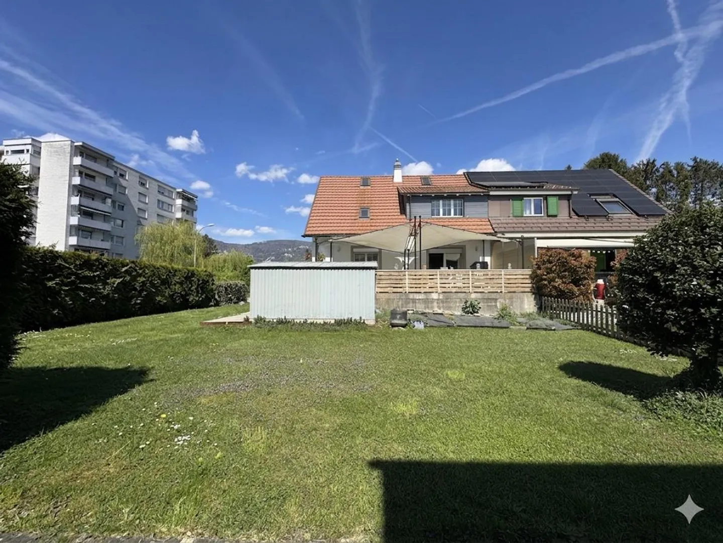 Renoviertes Einfamilienhaus mit Garten - Foto 10 von 11