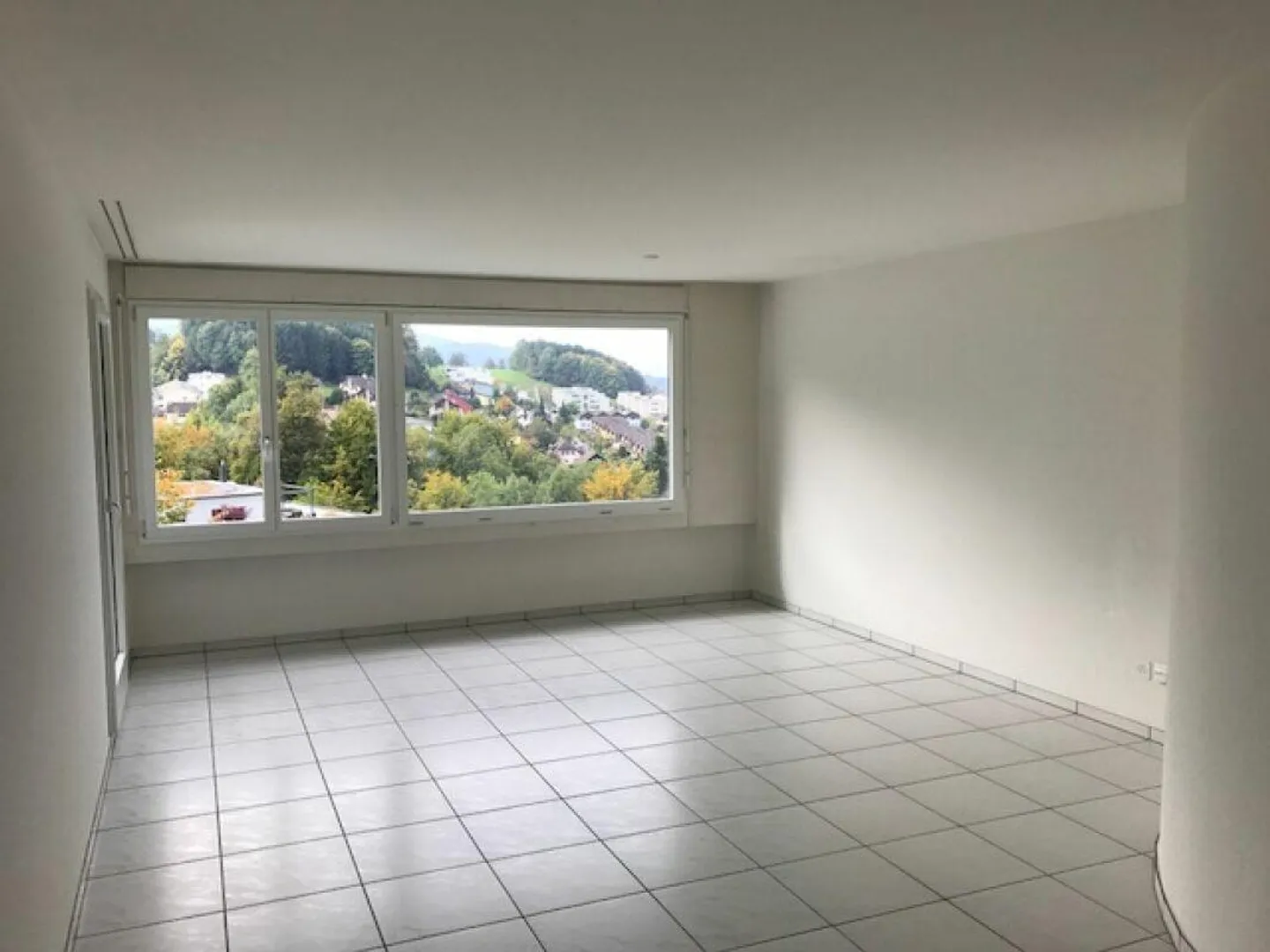 Appartamento accogliente in posizione centrale - Foto 3 di 8
