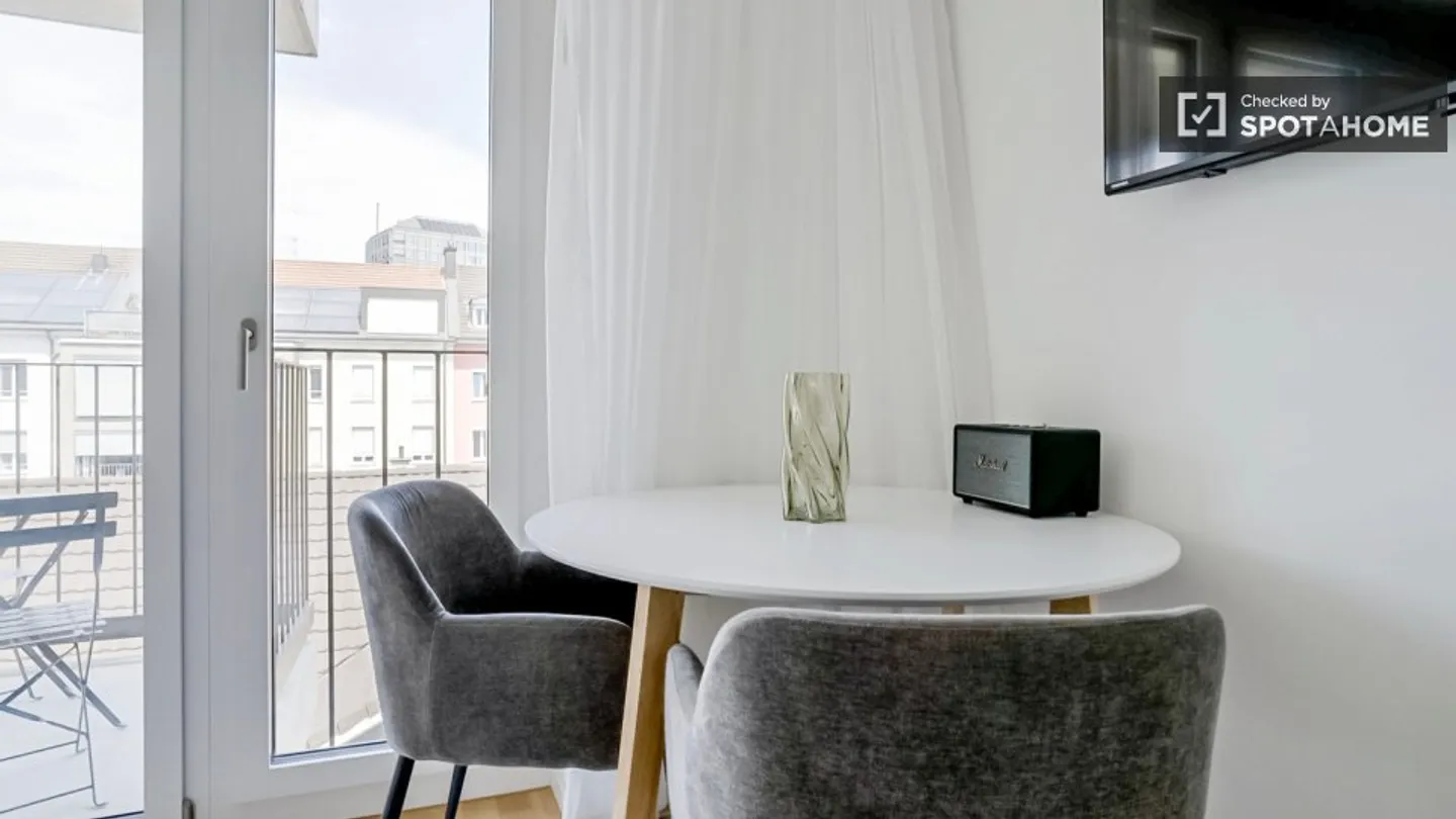 Scopri, visita e affitta la tua nuova casa online con piena fiducia. - Foto 2 di 9