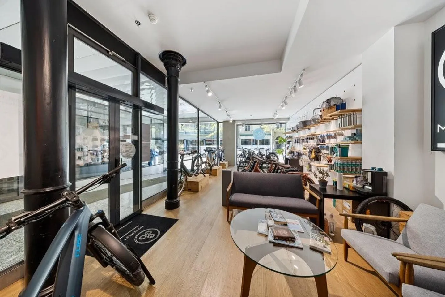 Presenza che funziona: Spazio commerciale nel cuore di Berna - Foto 8 di 10