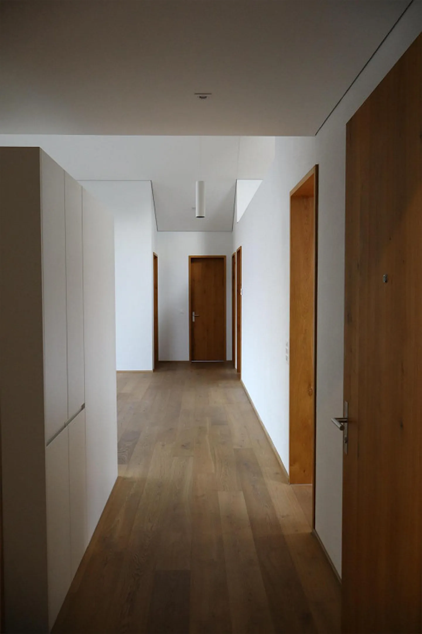 Appartement en attique de 4,5 pièces - Photo 2 sur 20