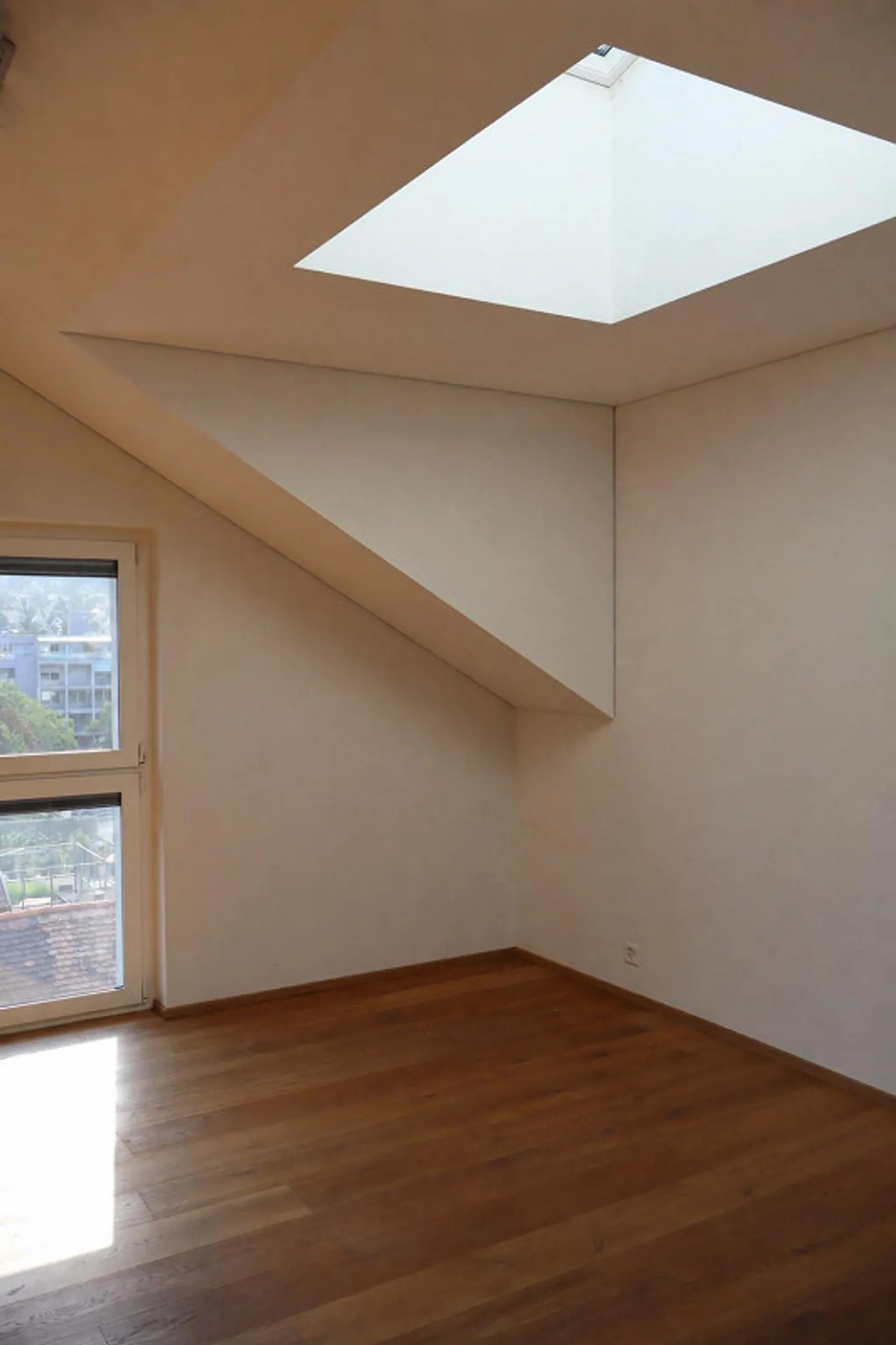 Appartement en attique de 4,5 pièces - Photo 6 sur 20