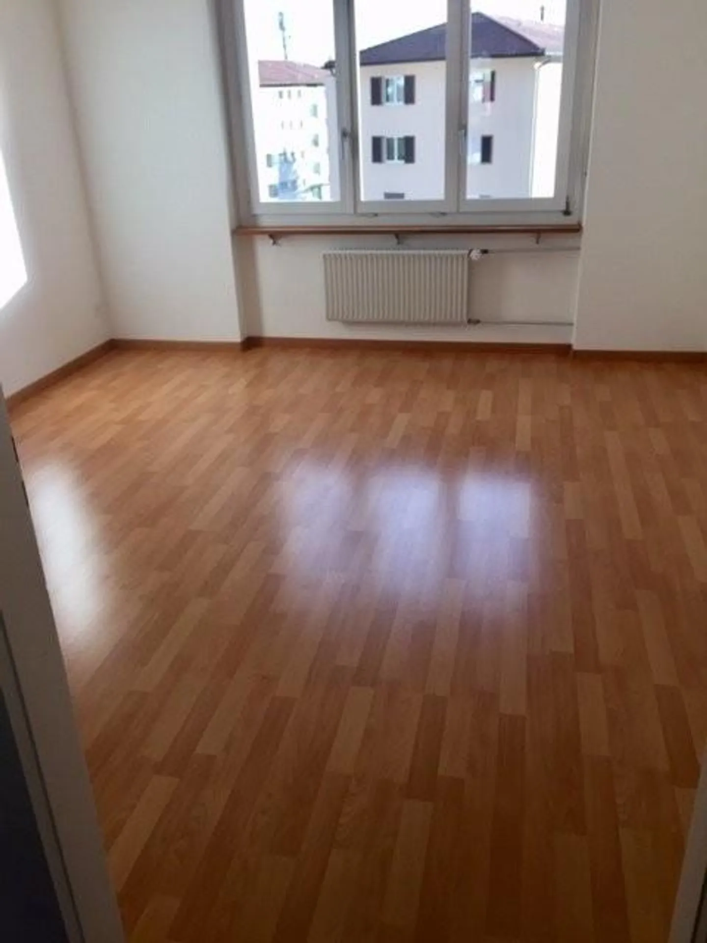 Centrale eppure nel verde, affittiamo un appartamento di 3 stanze - Foto 4 di 5