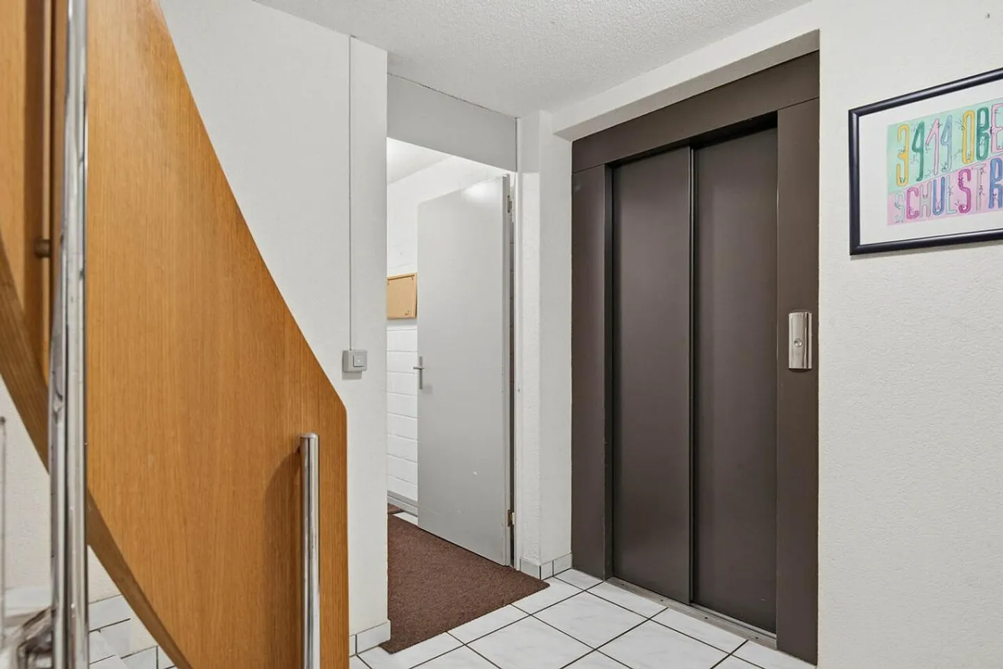 Casa plurifamiliare con 8 appartamenti a Oberburg (BE) - Foto 4 di 4