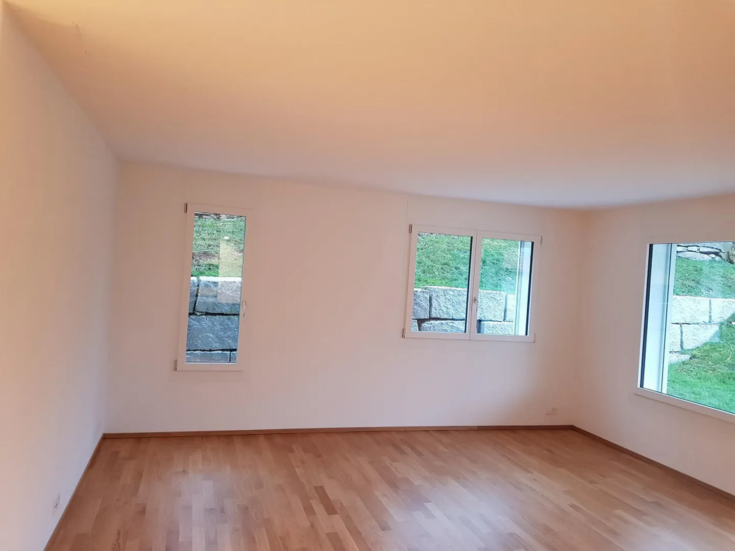Appartement moderne de 4,5 pièces avec balcon - Photo 5 sur 13