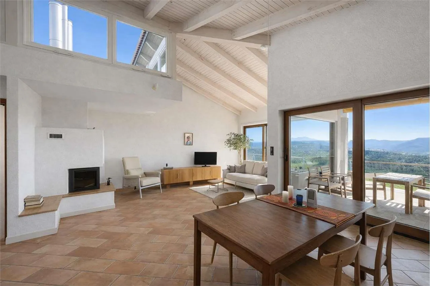 Stilvolles Duplex mit Gartenblick - Foto 4 von 12