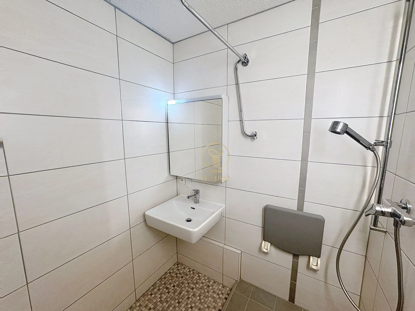 TOLOCHENAZ - Schönes 4,5-Zimmer-Apartment - Foto 8 von 12