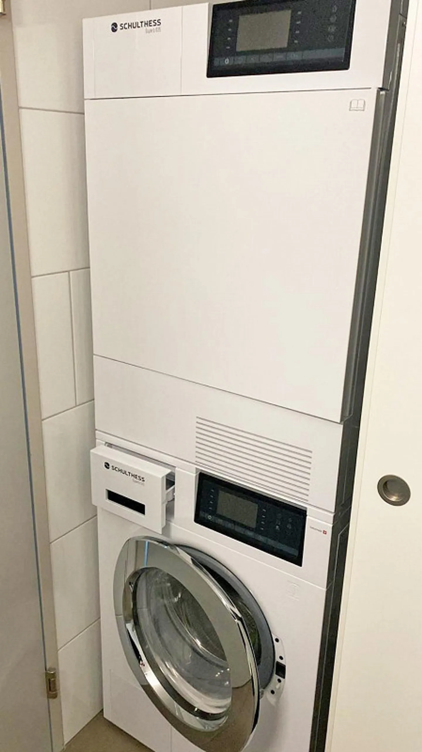 Cucina aperta | Grandi finestre | Torre di lavaggio | 2 bagni - Foto 9 di 12