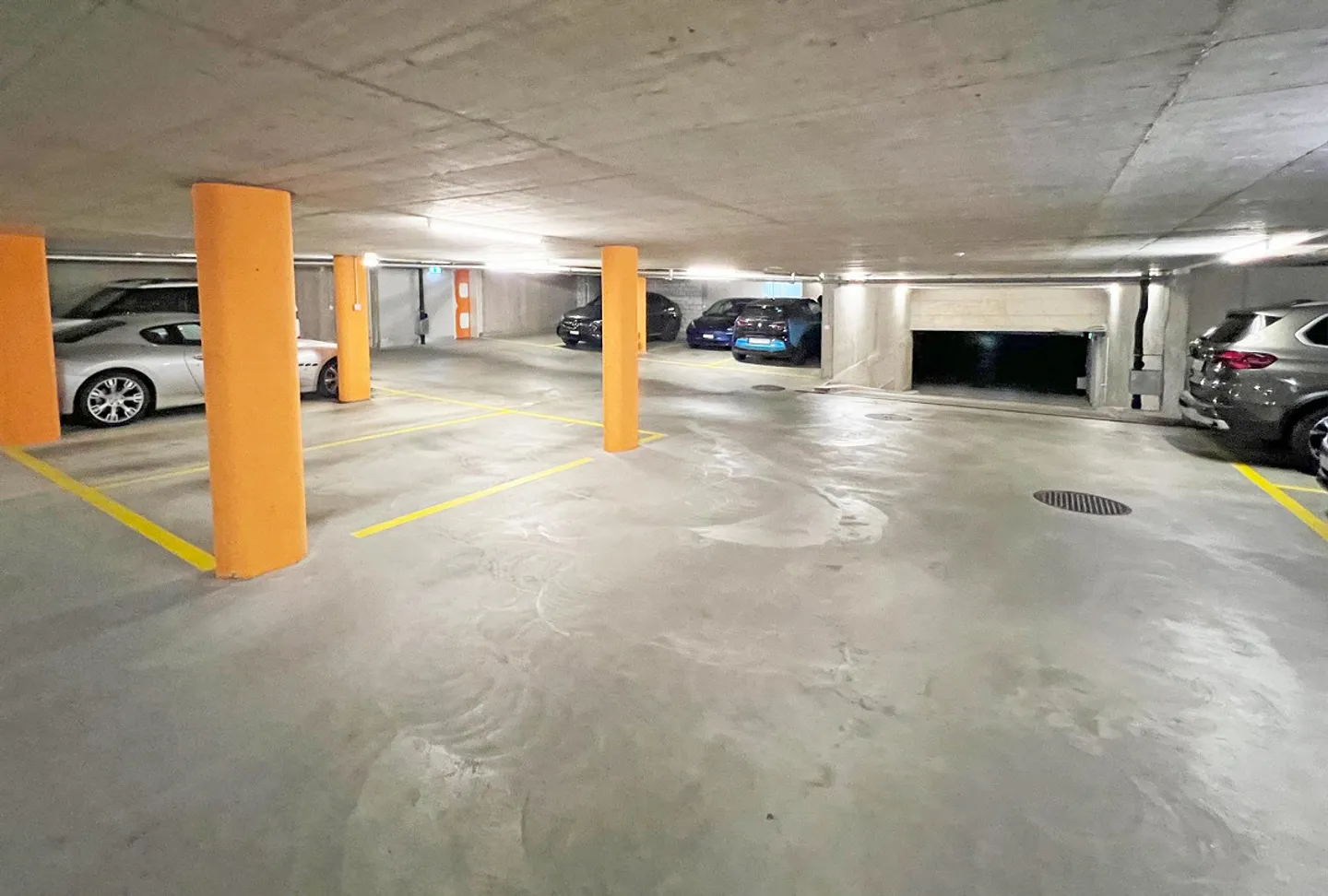 Cucina aperta | Grandi finestre | Torre di lavaggio | 2 bagni - Foto 10 di 12