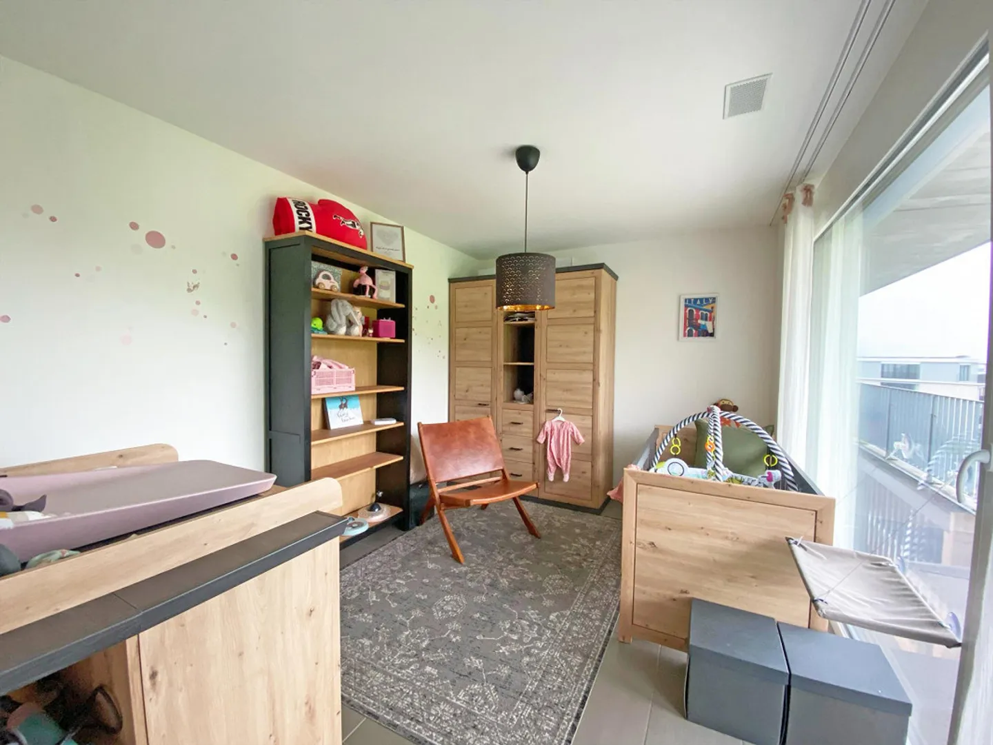 Cucina aperta | Grandi finestre | Torre di lavaggio | 2 bagni - Foto 6 di 12