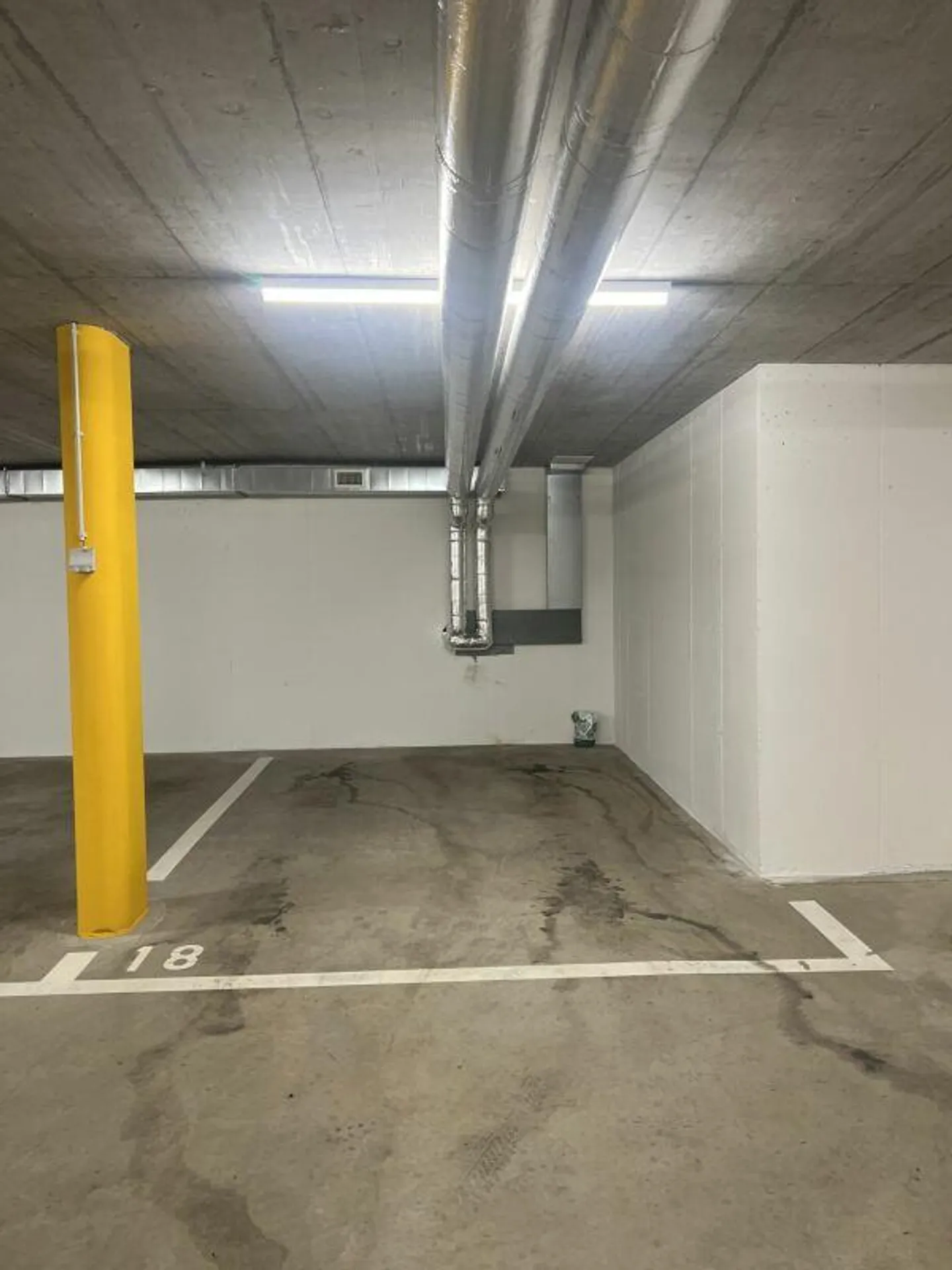 Underground parking space in prime location directly on Lake Constance in Horn TG - Photo 2 of 3