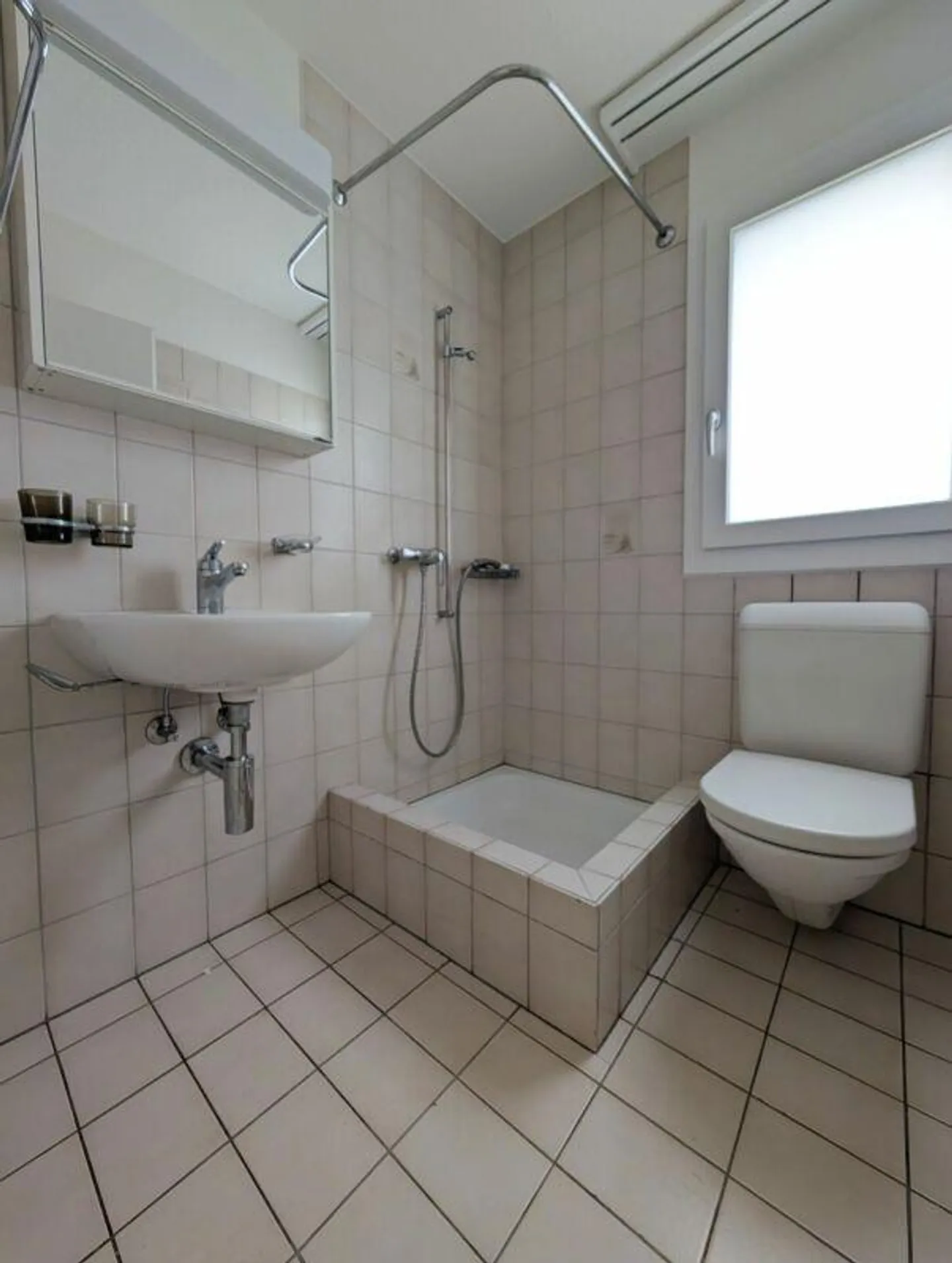 Gemütliche 2.5 Zimmer-Wohnung - Foto 6 von 8