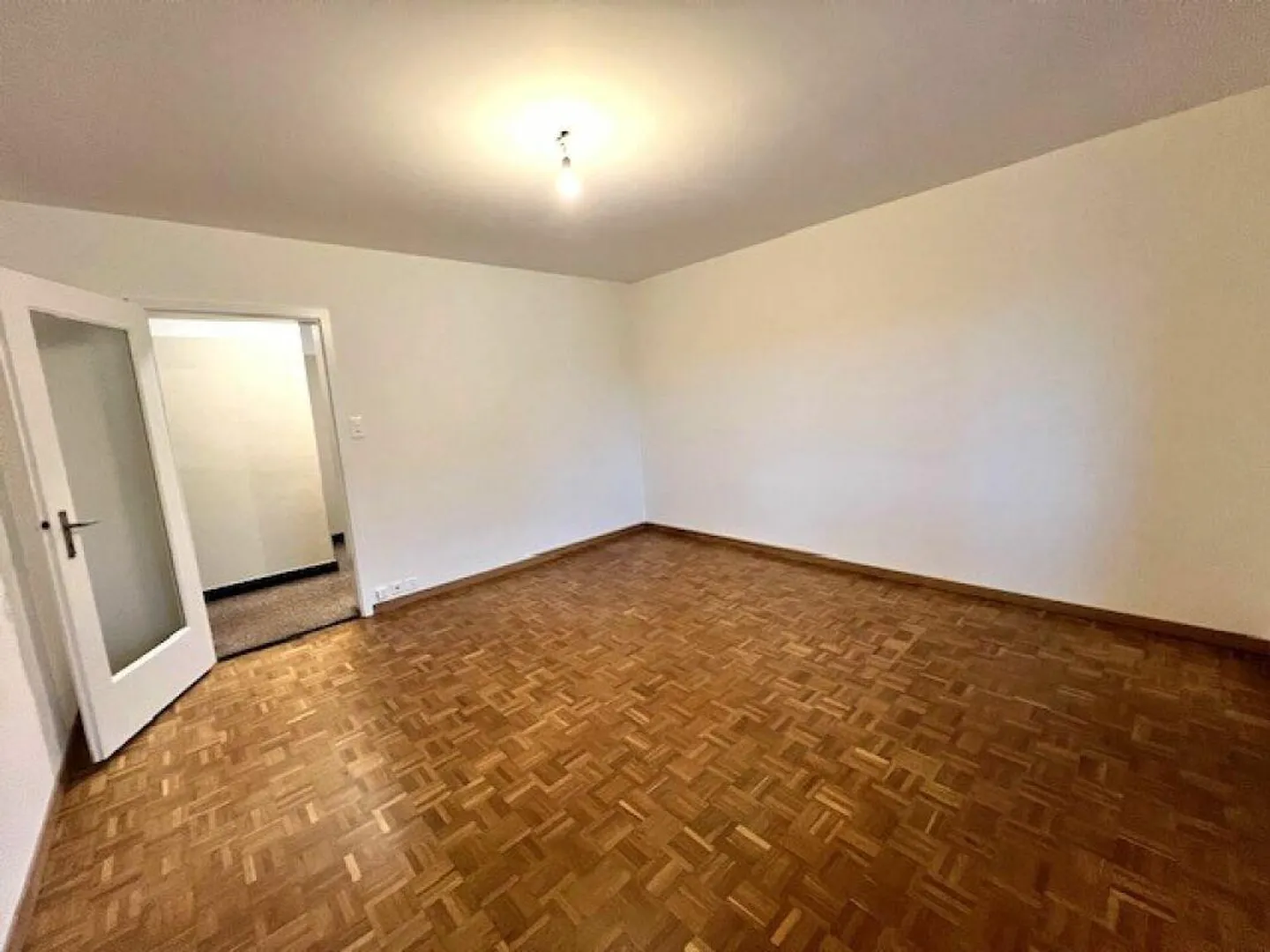 Modern, renovated 3-room apartment with beautiful balcony - Photo 15 of 15