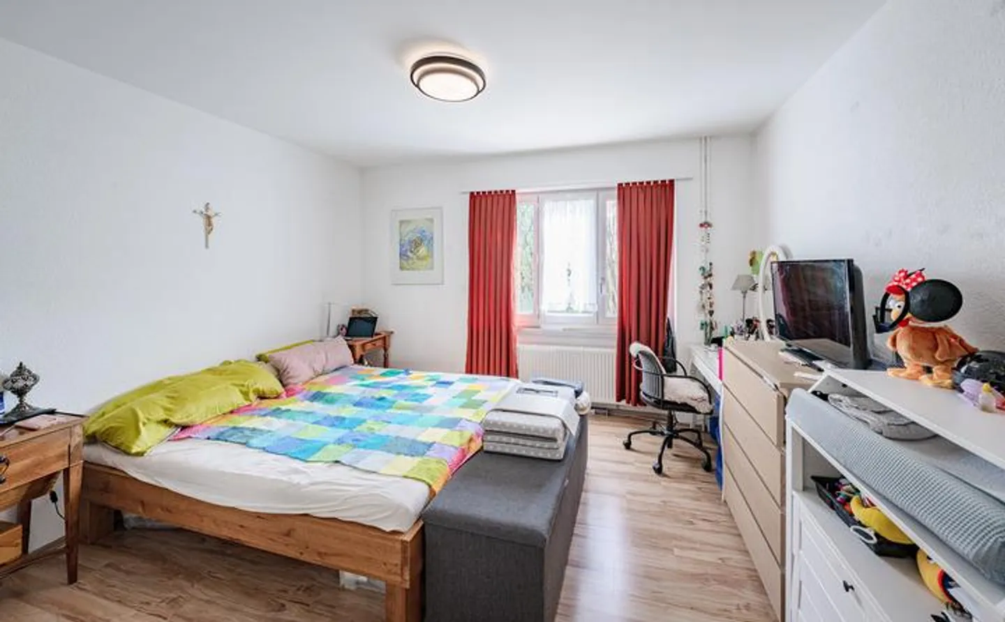 VERSATILE MULTI-FAMILY HOUSE WITH ATTRACTIVE RETURNS - Photo 4 of 8