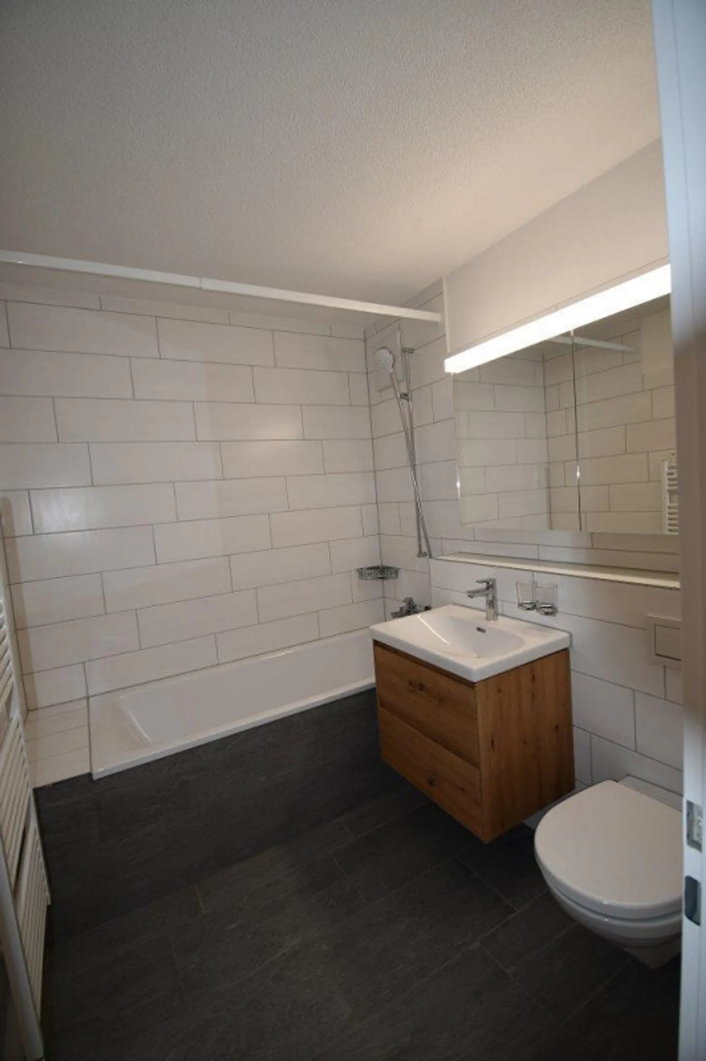 Appartements rénovés de 3,5 pièces dans un emplacement recherché à louer - Photo 12 sur 17