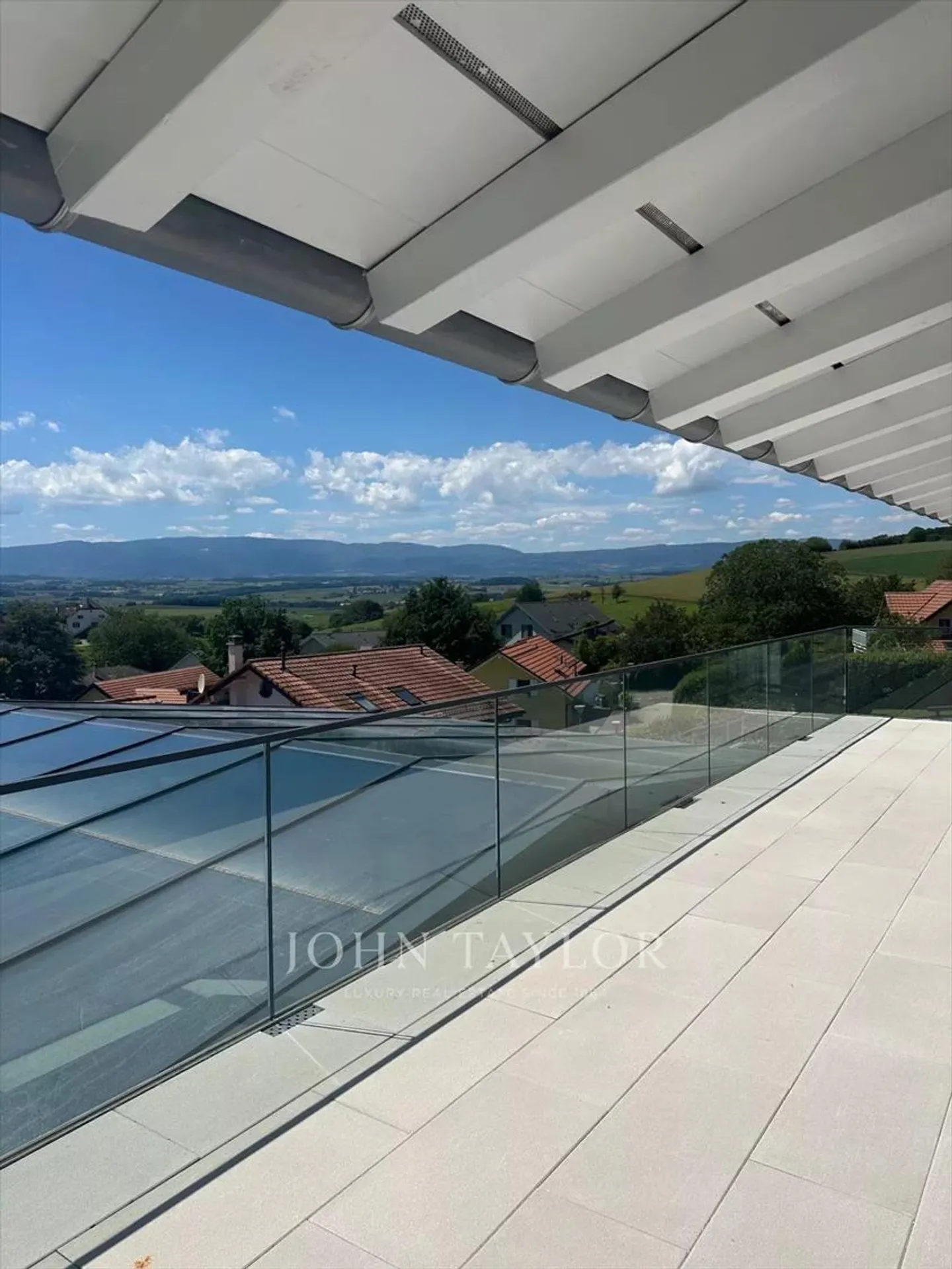 8.5-room house - Photo 9 of 10