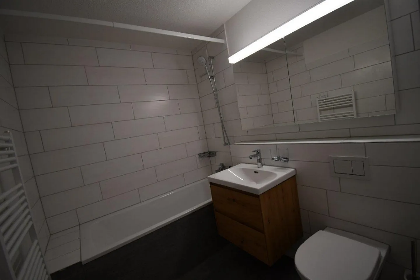 Appartements rénovés de 3,5 pièces dans un emplacement recherché à louer - Photo 13 sur 17