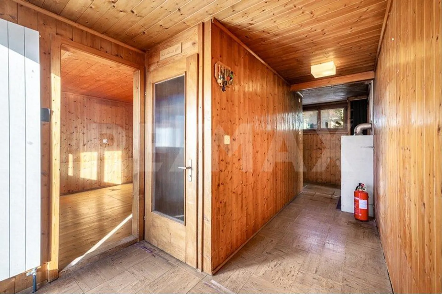 Casa unifamiliare in una bella zona residenziale - Foto 9 di 13