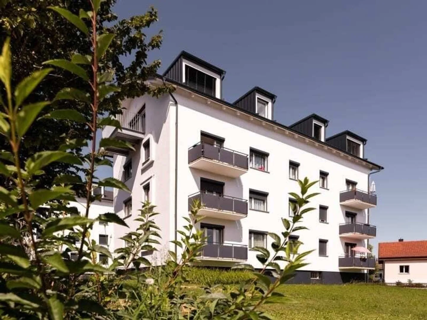 Place ouverte - Photo 2 sur 2