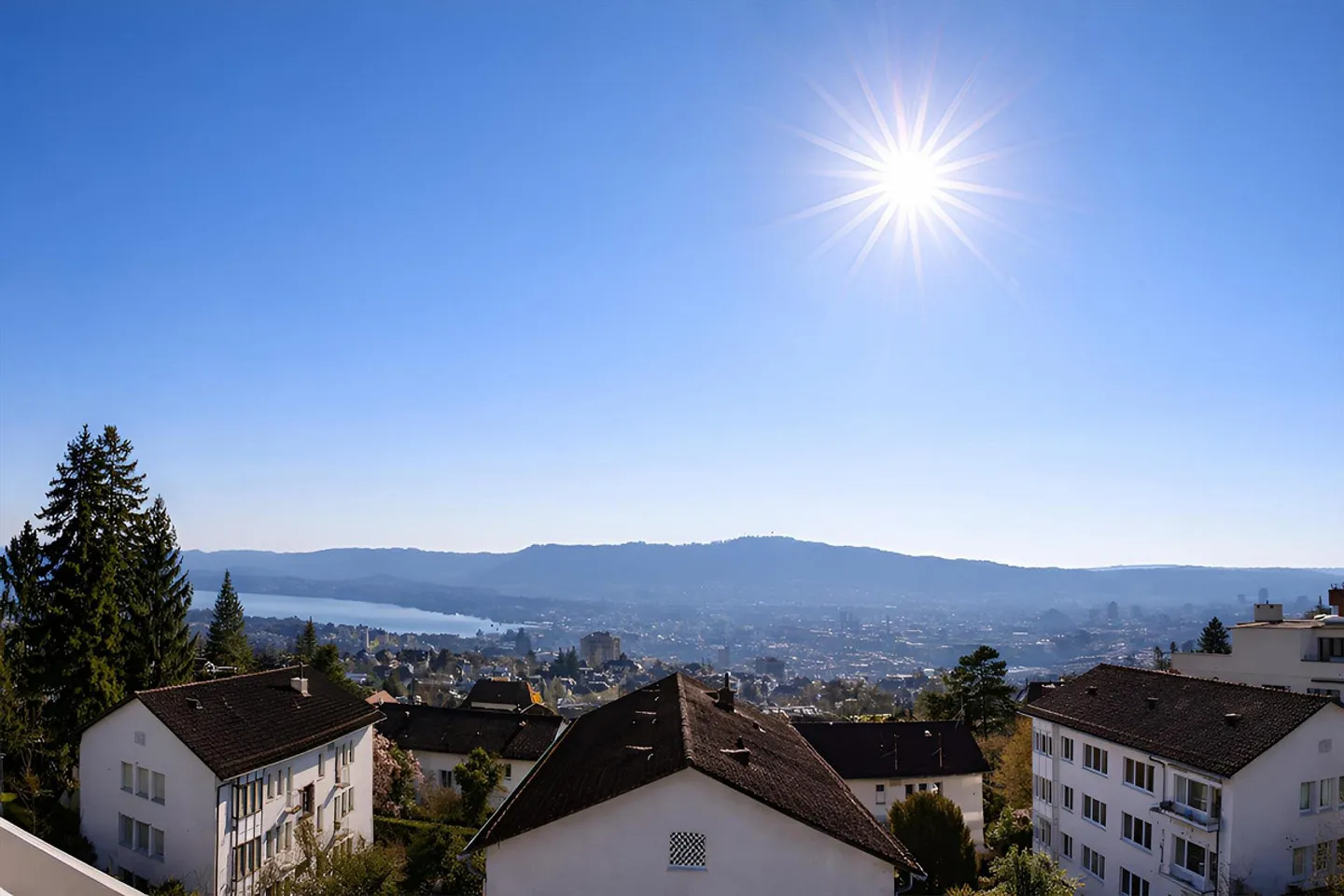 Appartement en attique de 8 pièces au Zürichberg - Photo 1 sur 5