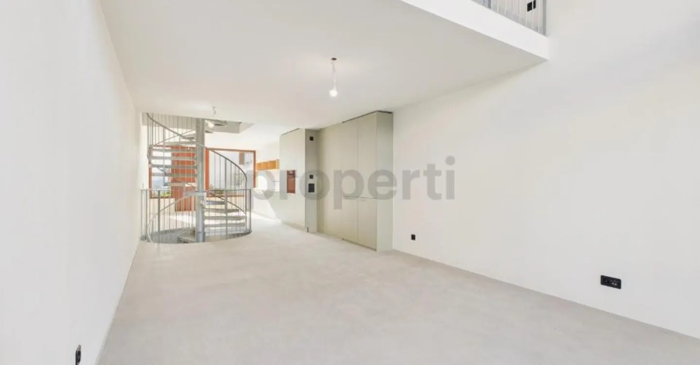Eleganza moderna con galleria da sogno: townhouse di nuova costruzione con 4,5 stanze - Foto 2 di 9