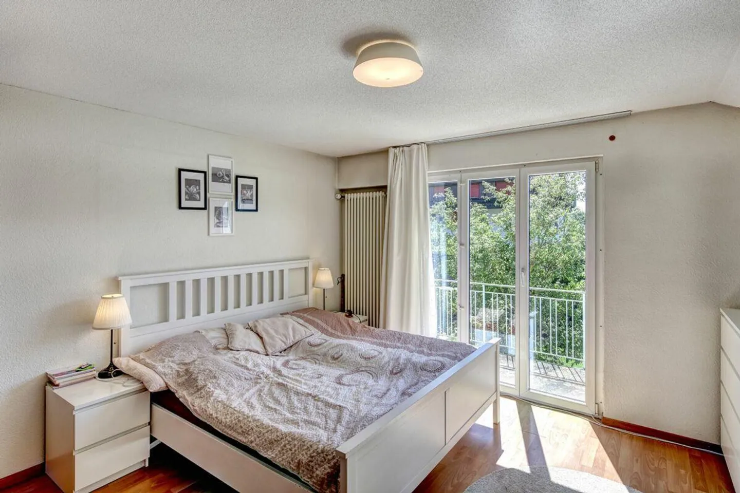 Charming Single-Family Home with Large Garden and Green View - Photo 11 of 17