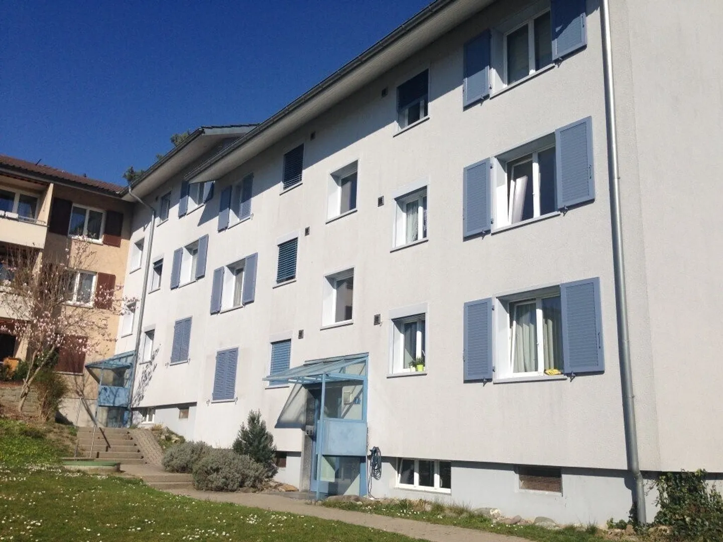 Quiet yet central - Photo 1 of 7