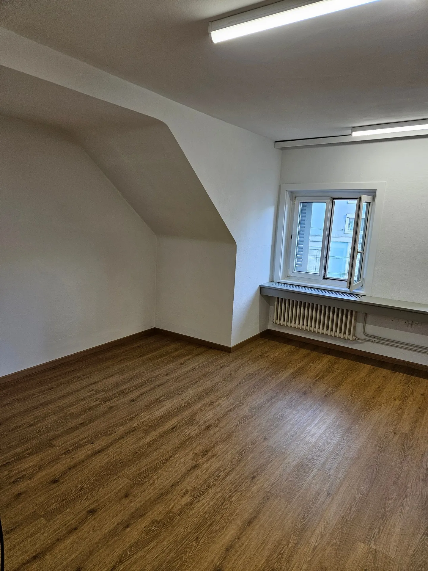 Flexible Bürofläche in Emmenbrücke - Foto 2 von 7