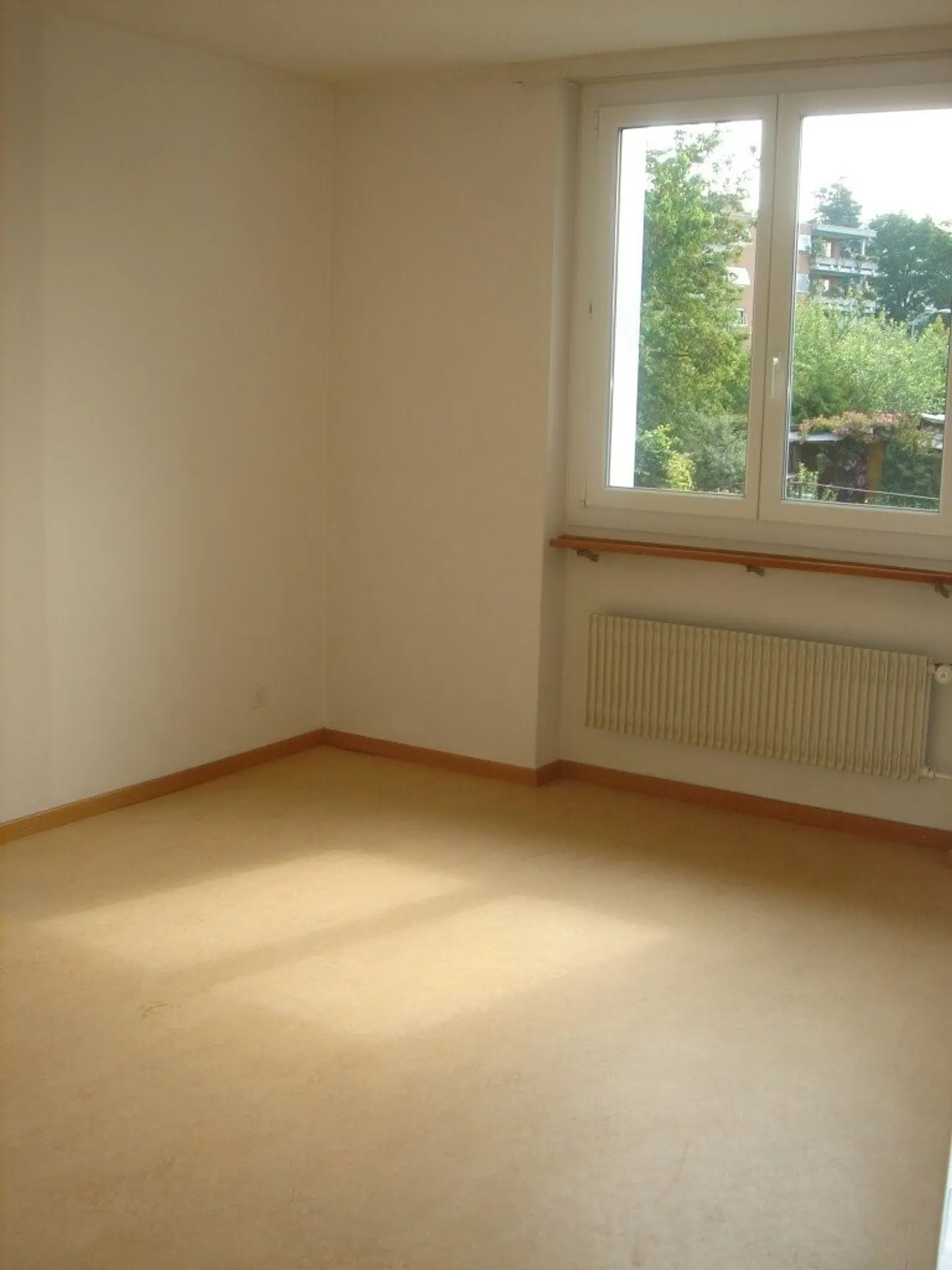 Quiet yet central - Photo 3 of 7