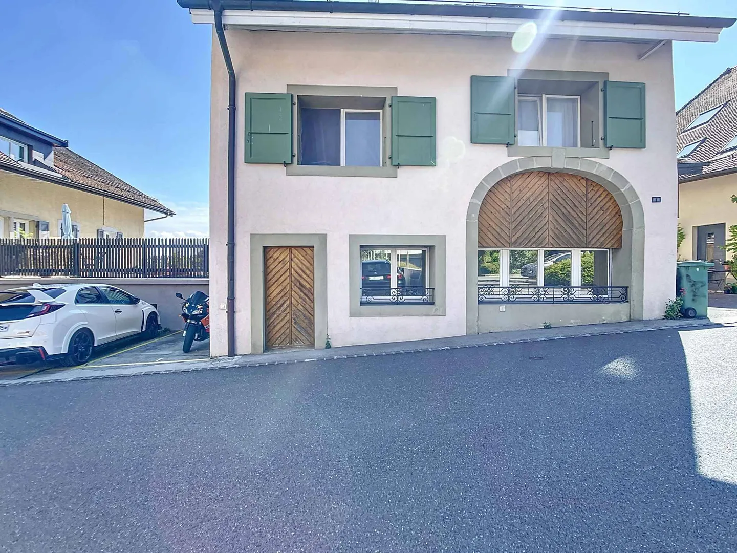 Affascinante casa in affitto con 3 appartamenti - Foto 8 di 8